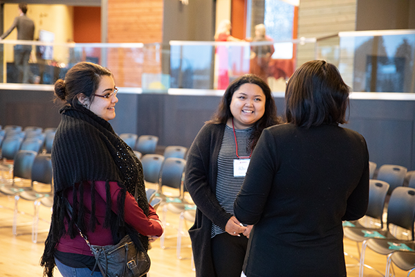 students talk at ASWSU event